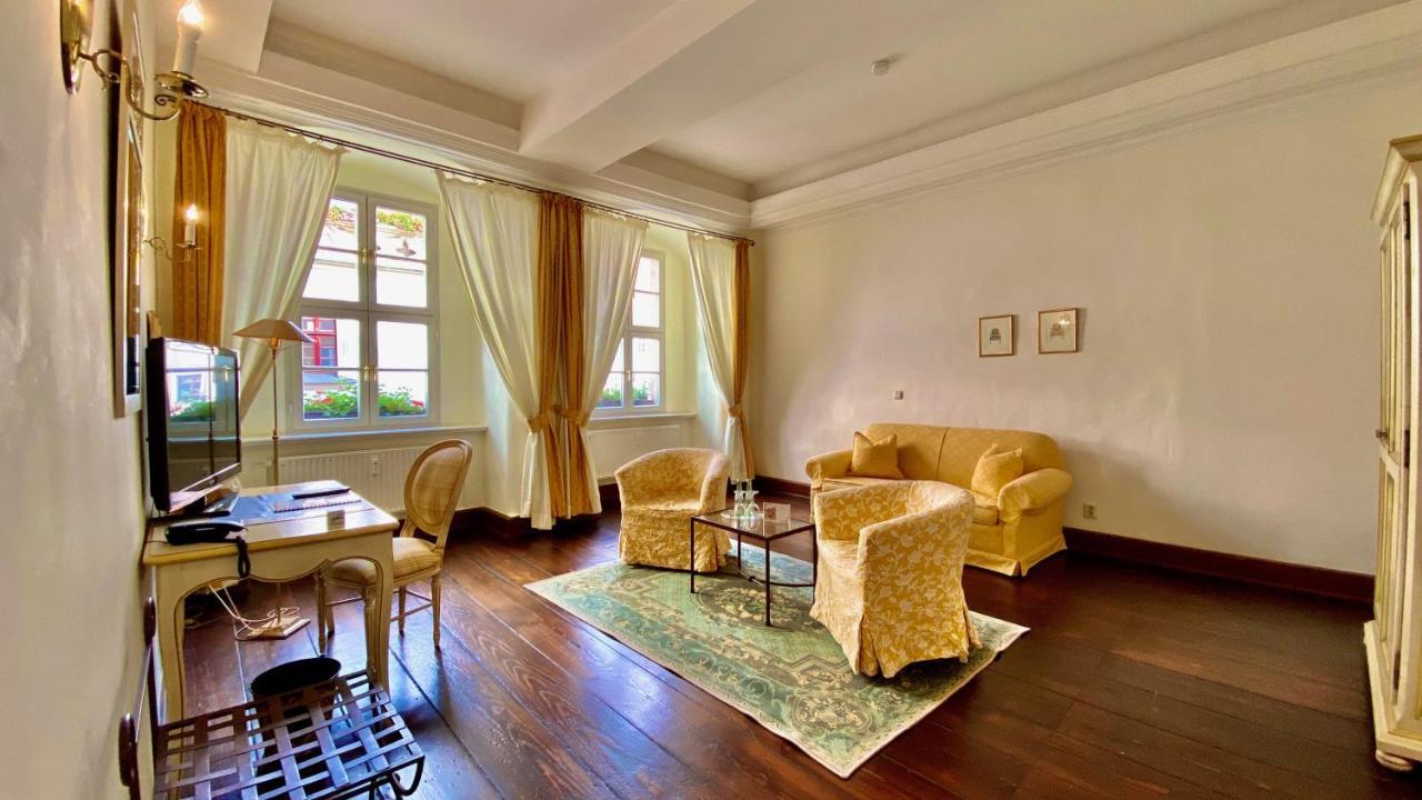 Hotel Graf Von Mansfeld Lutherstadt Eisleben Esterno foto