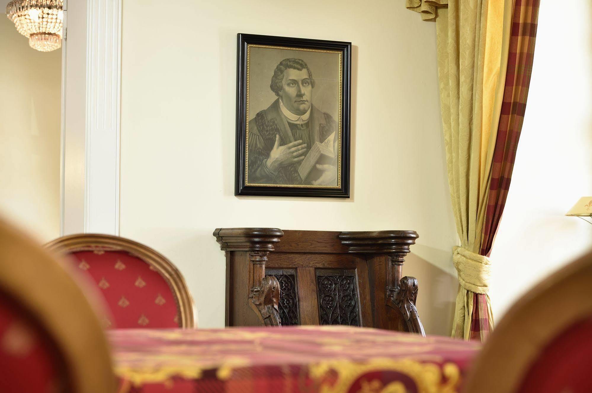 Hotel Graf Von Mansfeld Lutherstadt Eisleben Esterno foto